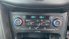 Ford Focus 1.0 EcoBoost 125 Titanium 5dr Petrol Hatchback